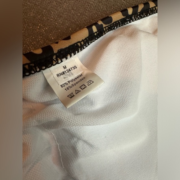 NEW Leopard Swimsuit - Size Medium - Picture 8 of 9